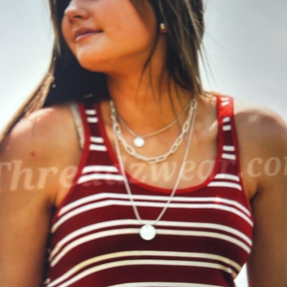 🍒5/$25🍒Only 2 remaining 💕 Layered chain necklace 🔥 - Picture 4 of 8